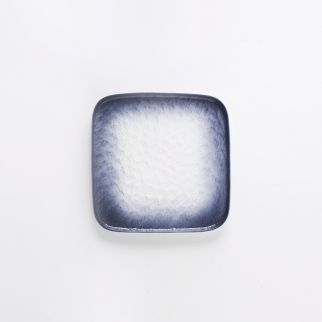 8-inch Stone Pattern Ceramic Square Plate: Add a touch of elegance to your table setting with this stylish and versatile plate Color B