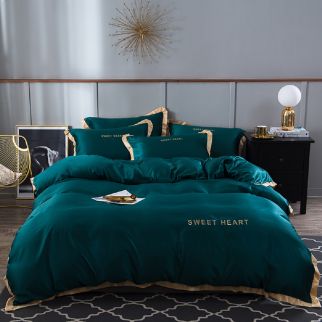Upgrade your bedding with this four-piece set of washed silk ice silk sheets for a 2.2m bed. Size: 220*240cm Pattern C