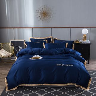 Upgrade your bedding with this four-piece set of washed silk ice silk sheets for a 2.2m bed. Size: 220*240cm Pattern A