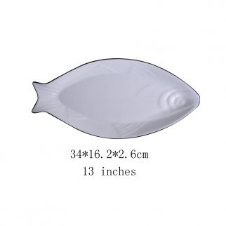 Fish-shaped dish with a black rim, measuring 13.5 inches in diameter, perfect for serving seafood delicacies, Style 1
