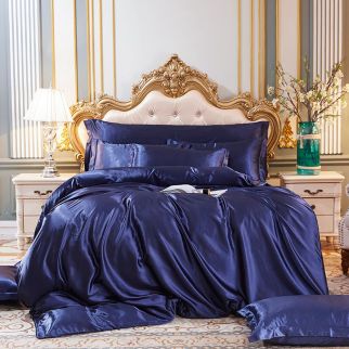 Microfiber Four-Piece Bedding Set: Includes 1 Quilt Cover, 1 Flat Sheet, and 2 Pillowcases for a 2m Bed (200*230cm) Style 2