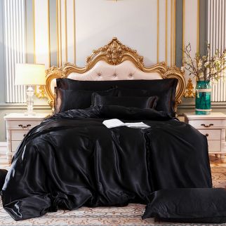 Microfiber Four-Piece Bedding Set: Includes 1 Quilt Cover, 1 Flat Sheet, and 2 Pillowcases for a 2m Bed (220*240cm) Style 3
